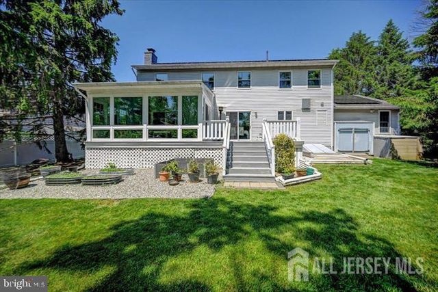 3 Leshin Lane, Hightstown, NJ 08520