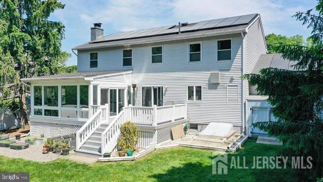 3 Leshin Lane, Hightstown, NJ 08520