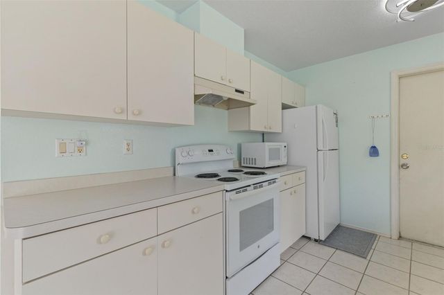 1368 BLAISDELL STREET, Port Charlotte, FL 33980