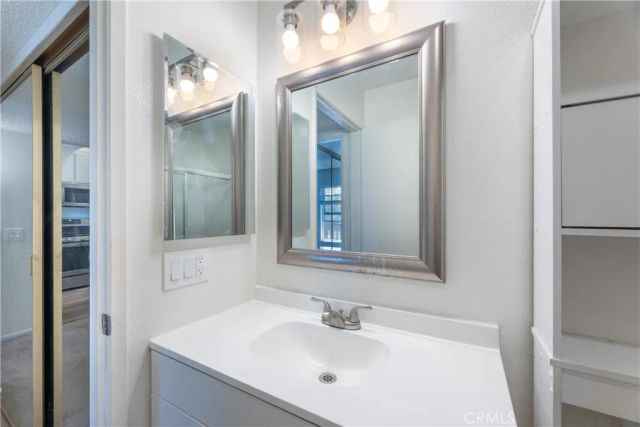 305 Orange Blossom, Irvine, CA 92618