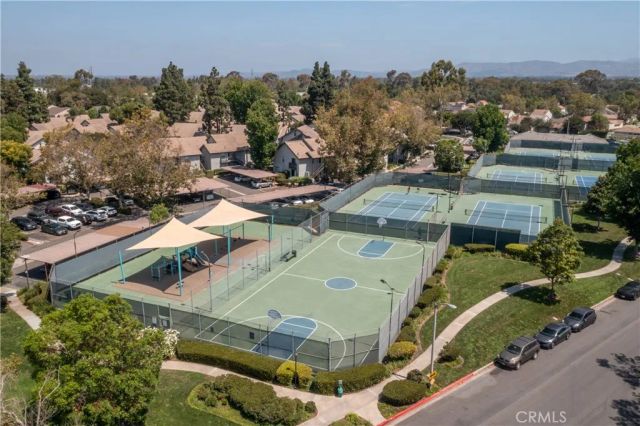 305 Orange Blossom, Irvine, CA 92618