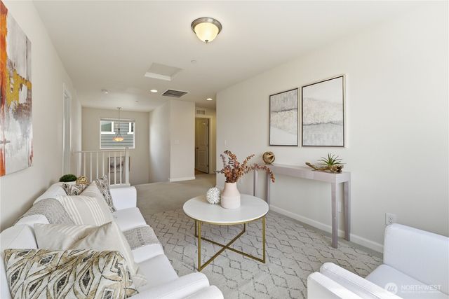 8218 NE 196 Street, Kenmore, WA 98028