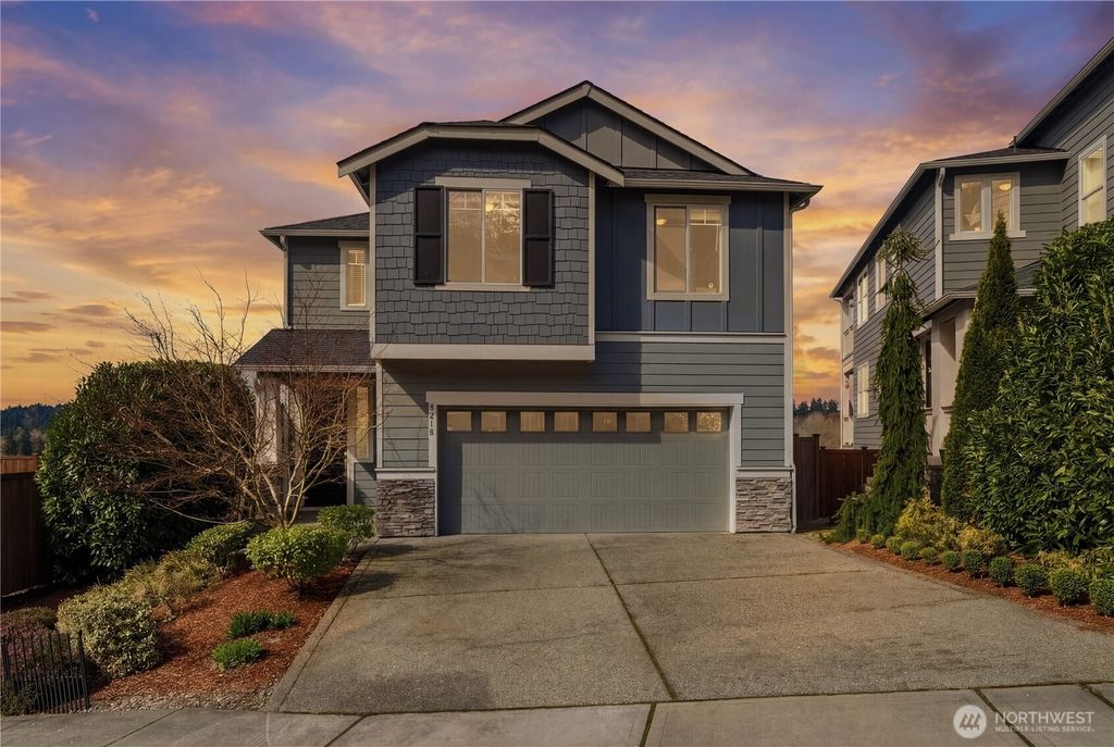 8218 NE 196 Street, Kenmore, WA 98028