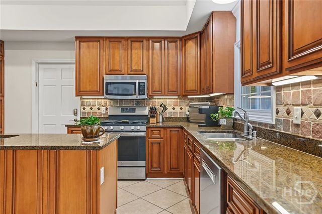 1 Wesley Crossing, Savannah, GA 31411