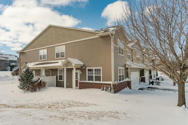 228 Emory Lane SE, Rochester, MN 55904