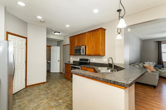 228 Emory Lane SE, Rochester, MN 55904