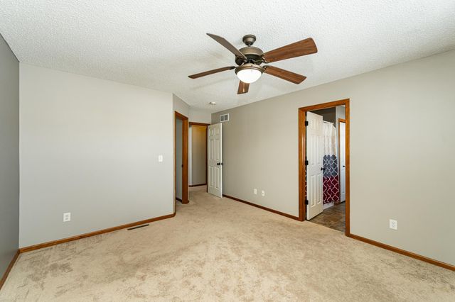 228 Emory Lane SE, Rochester, MN 55904