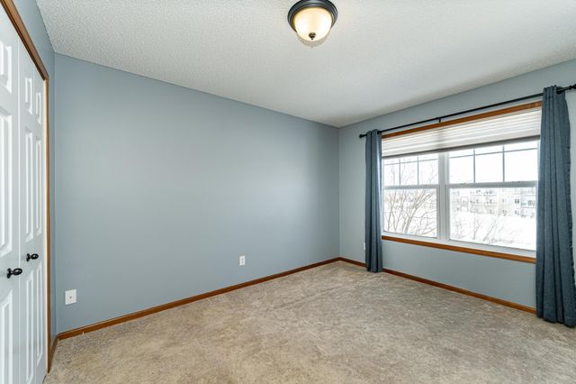 228 Emory Lane SE, Rochester, MN 55904