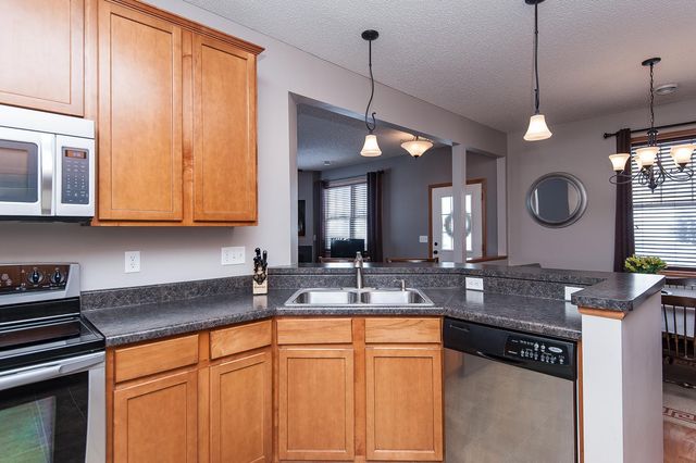 228 Emory Lane SE, Rochester, MN 55904