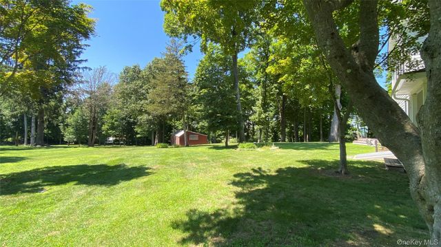 6 Renda Street, New Fairfield, CT 06812