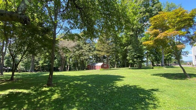 6 Renda Street, New Fairfield, CT 06812