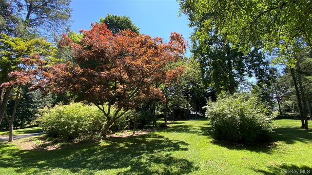 6 Renda Street, New Fairfield, CT 06812