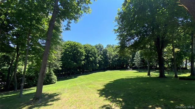 6 Renda Street, New Fairfield, CT 06812