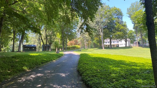6 Renda Street, New Fairfield, CT 06812