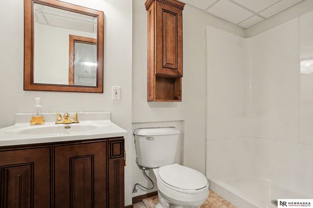1704 N 56th Street, Omaha, NE 68104