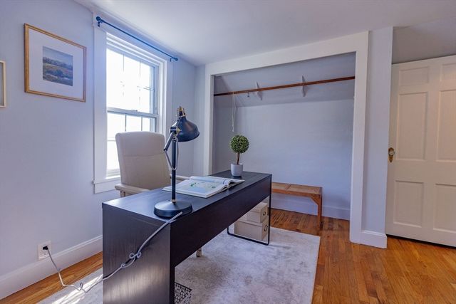124 Gainsville Rd, Dedham, MA 02026