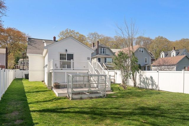 124 Gainsville Rd, Dedham, MA 02026
