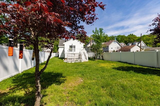 124 Gainsville Rd, Dedham, MA 02026