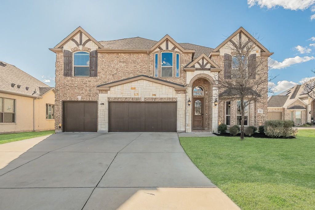 961 Little Gull Drive, Forney, TX 75126
