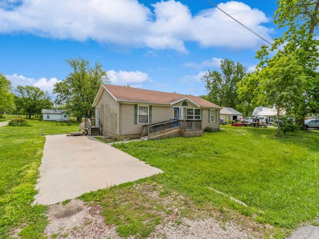 712 Jackson Street, Melcher Dallas, IA 50062