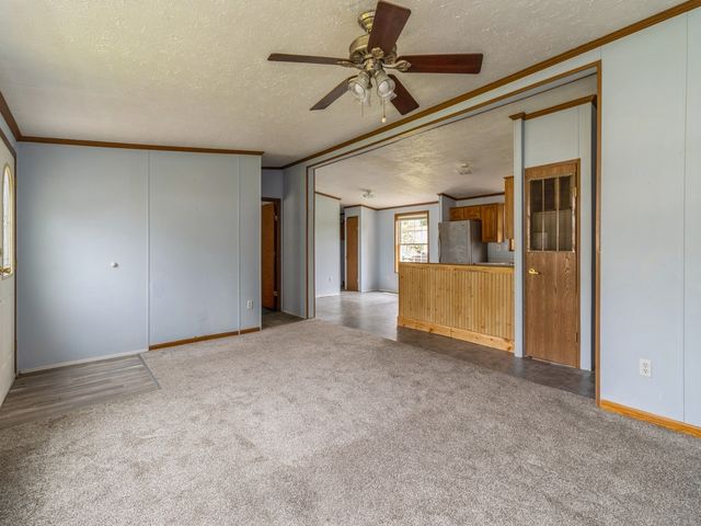 712 Jackson Street, Melcher Dallas, IA 50062