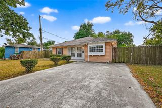 1111 Choate Circle, Houston, TX 77017