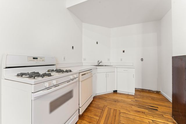 717 Atlantic 1B, Boston, MA 02111
