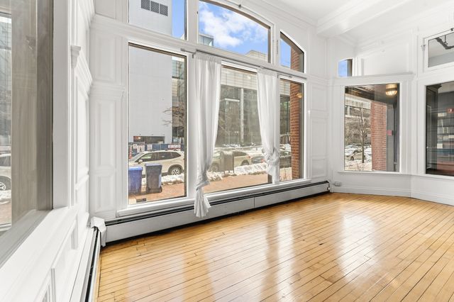 717 Atlantic 1B, Boston, MA 02111