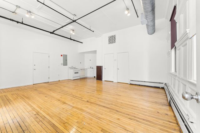 717 Atlantic 1B, Boston, MA 02111