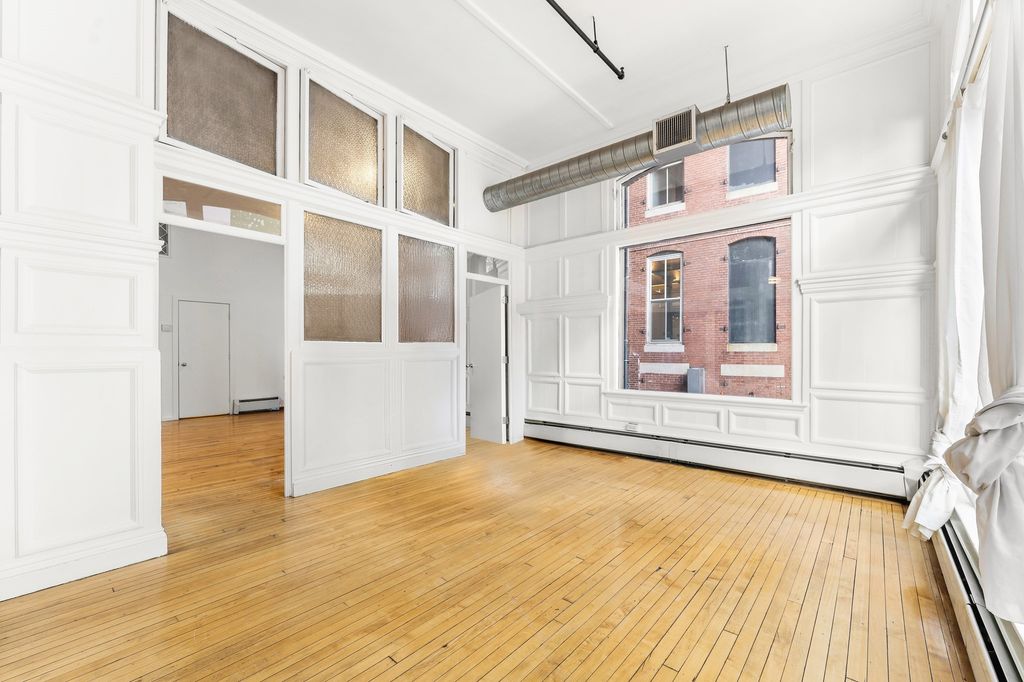 717 Atlantic 1B, Boston, MA 02111