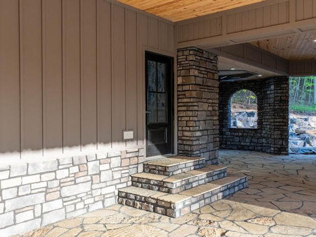 210 Leatherwood Drive, London, KY 40741