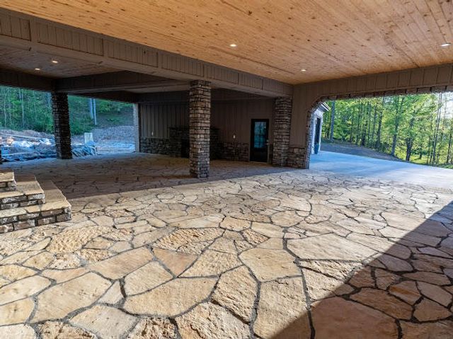 210 Leatherwood Drive, London, KY 40741