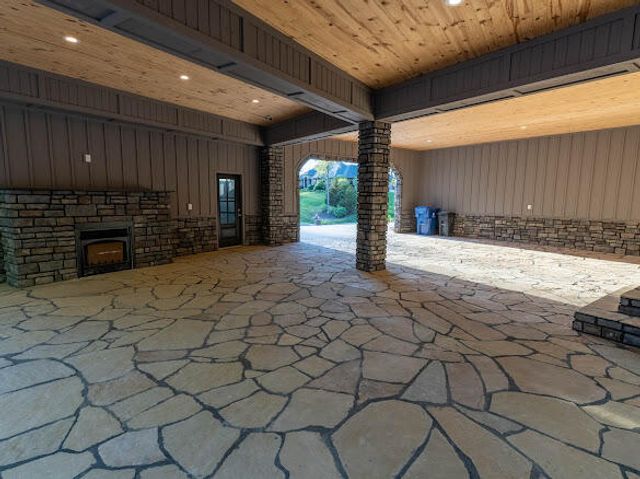 210 Leatherwood Drive, London, KY 40741
