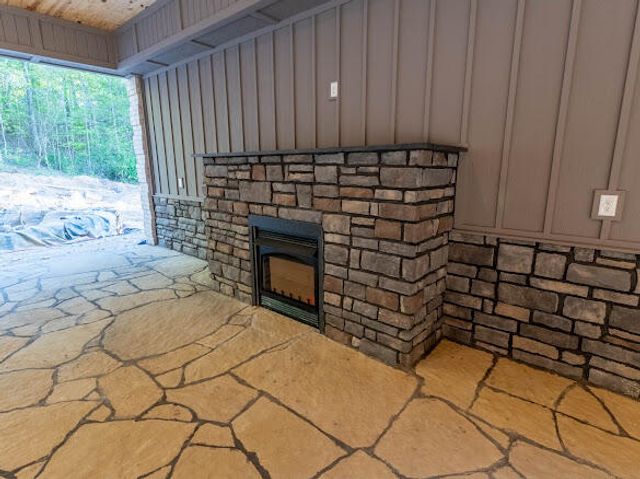 210 Leatherwood Drive, London, KY 40741