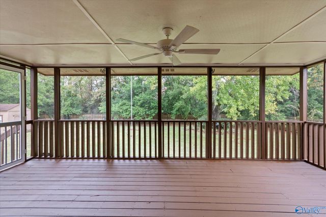 1217 Briar Hollow Trail, Huntsville, AL 35802