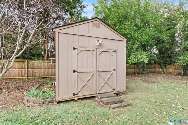 1217 Briar Hollow Trail, Huntsville, AL 35802