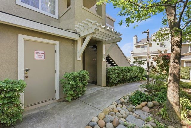 838 Bucks Lake Court, San Jose, CA 95123