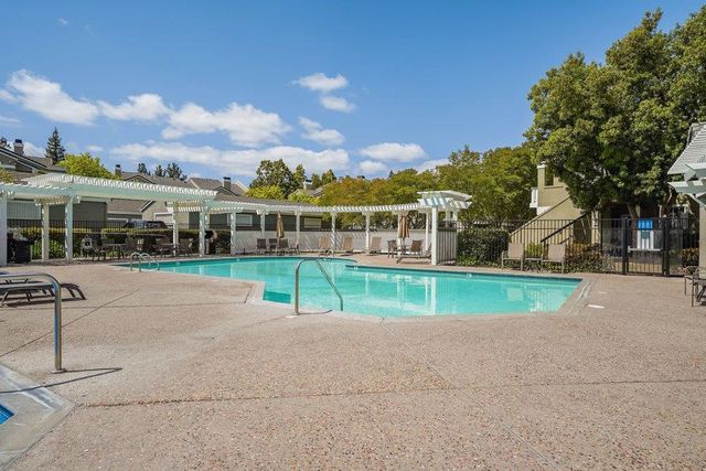 838 Bucks Lake Court, San Jose, CA 95123
