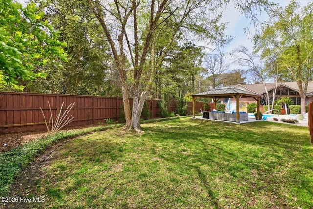 125 Lighthouse Drive, Carolina Beach, NC 28428