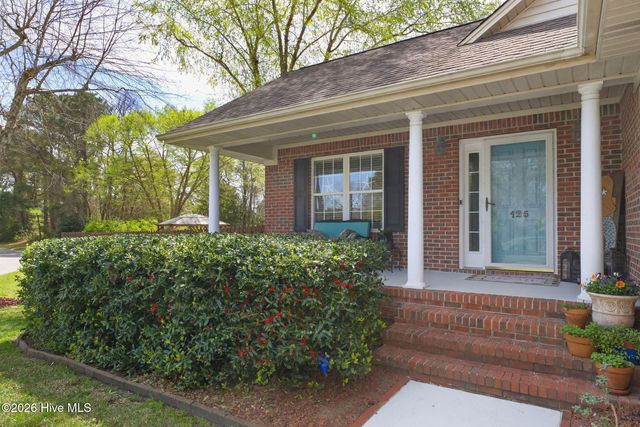 125 Lighthouse Drive, Carolina Beach, NC 28428