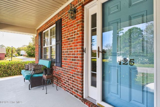 125 Lighthouse Drive, Carolina Beach, NC 28428