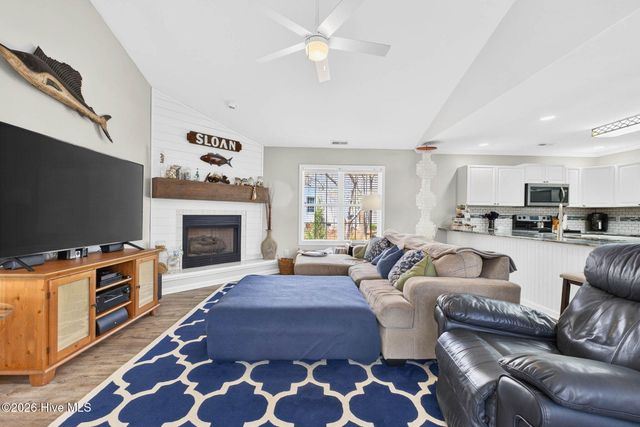 125 Lighthouse Drive, Carolina Beach, NC 28428