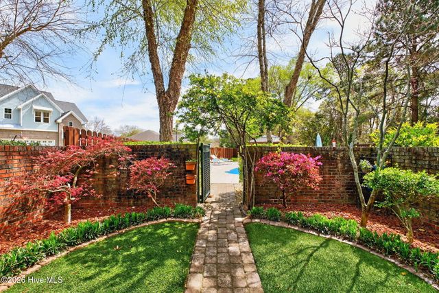 125 Lighthouse Drive, Carolina Beach, NC 28428