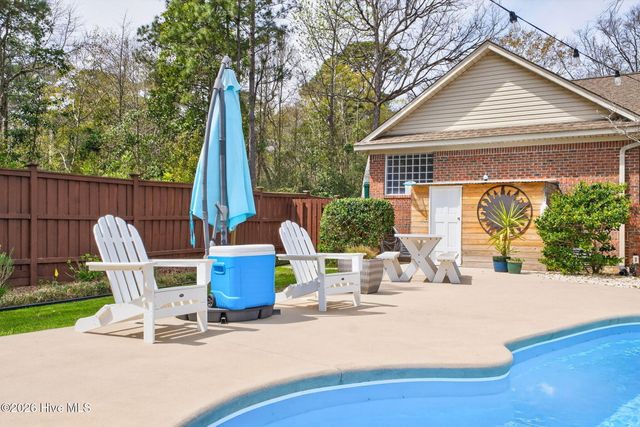 125 Lighthouse Drive, Carolina Beach, NC 28428