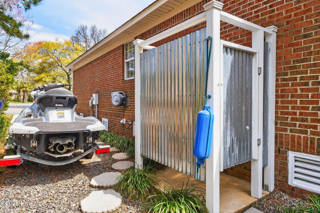 125 Lighthouse Drive, Carolina Beach, NC 28428