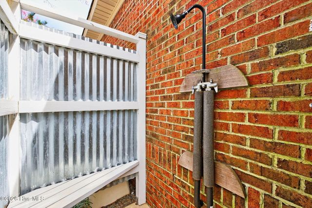 125 Lighthouse Drive, Carolina Beach, NC 28428