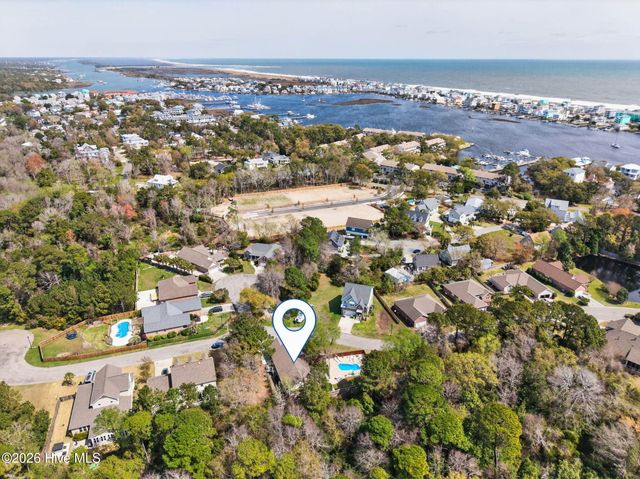 125 Lighthouse Drive, Carolina Beach, NC 28428