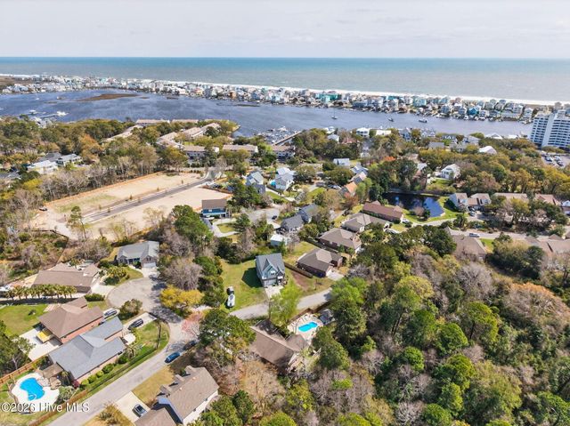 125 Lighthouse Drive, Carolina Beach, NC 28428