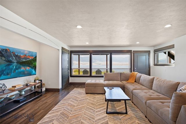 22 Jordan Lane N, Mcallister, MT 59729