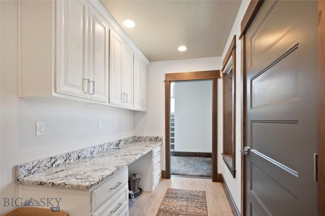 22 Jordan Lane N, Mcallister, MT 59729